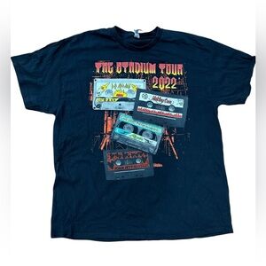 Motley Crue stadium tour black concert T shirt -L